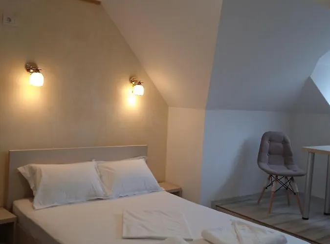 Hotel de apartamente Marina Srl