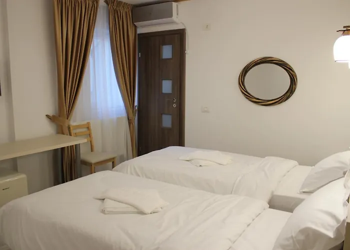 Aparthotel Marina Srl 3*