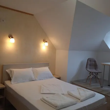 Hotel de apartamente Marina Srl