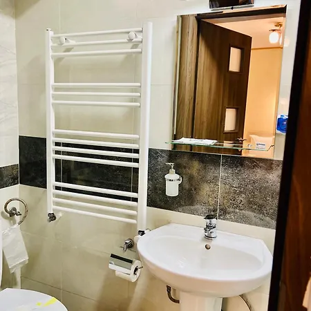 Marina Srl מלון דירות 3*